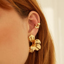 Load image into Gallery viewer, GISELLE GOLD EARRINGS