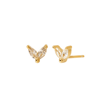 Load image into Gallery viewer, WHITE ZINNIA GOLD STUD EARRINGS