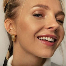 Load image into Gallery viewer, VOLCANO GOLD EARRINGS