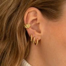 Load image into Gallery viewer, BRIOCHE GOLD EAR CUFF