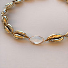 Load image into Gallery viewer, GOLD STONE SEASHELL NECKLACE