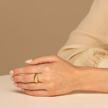 Load image into Gallery viewer, ADELINA GOLD RING