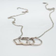 Load image into Gallery viewer, COLLANA TRINITY NECKLACE