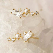 Load image into Gallery viewer, DOME GOLD STUD EARRINGS