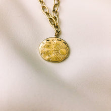Load image into Gallery viewer, SUNNY MOON GOLD NECKLACE