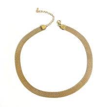 Load image into Gallery viewer, NURE GOLD CHOKER
