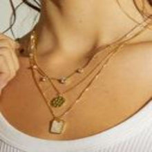 Load image into Gallery viewer, ORIEN CHARM NECKLACE- GOLD