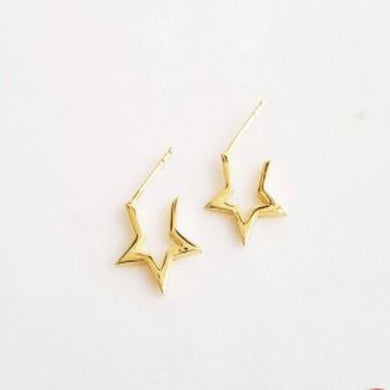 STAR CRUSHED GOLD HUGGIE EARRINGS