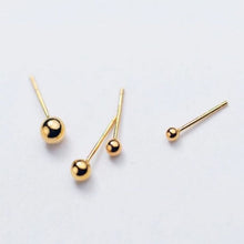 Load image into Gallery viewer, DOT GOLD STUD EARRINGS