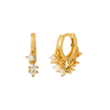 Load image into Gallery viewer, MINI CHAMPAGNE GOLD EARRINGS