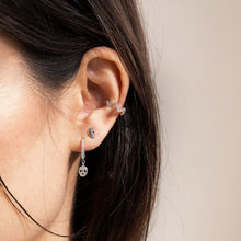 Load image into Gallery viewer, CRANIUM SILVER STUD EARRINGS