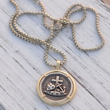 Load image into Gallery viewer, MEDALLION NECKLACE