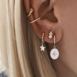 WHITE ZIRCON GOLD EAR CUFF